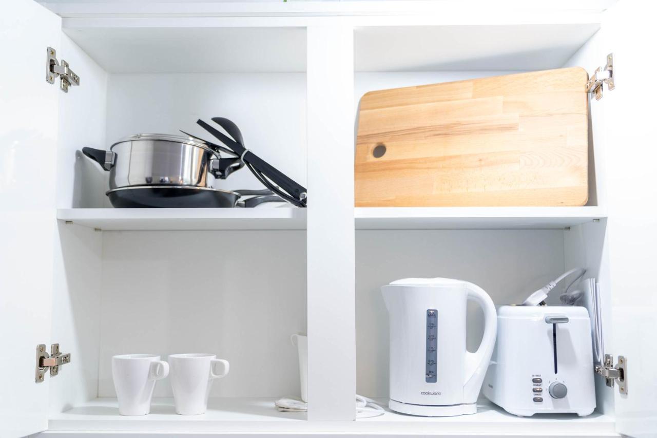 Cosy Urban Studio Oasis, Moments From Attractions Apartment Birmingham Luaran gambar